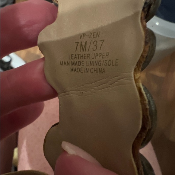 Vince Camino Zen Gem Wedge Size 7 - Picture 9 of 10